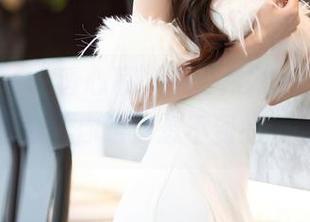 语画界 – “透心凉”的绯月樱_Cherry瑜伽写真集，你绝对想不到的原图背后！