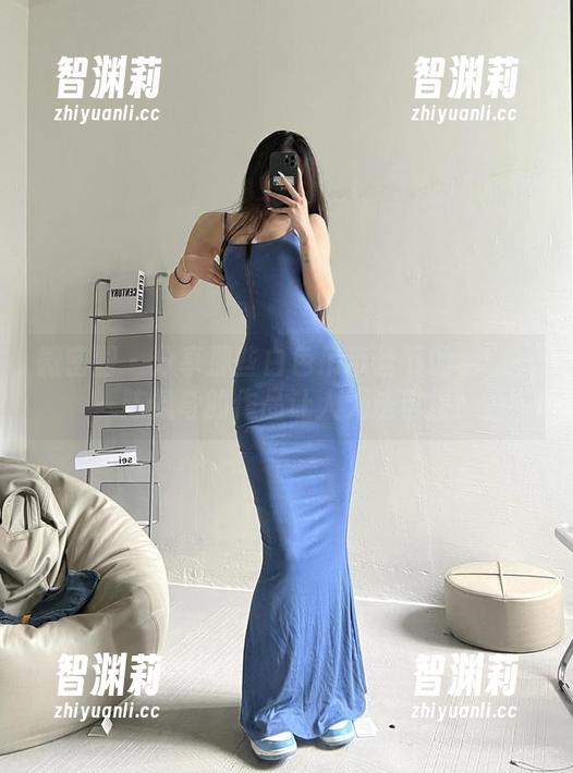 陈佩奇 微密圈 - 分享那些白色吊带丝下的秘密——陈佩奇的作品让人无法自拔!