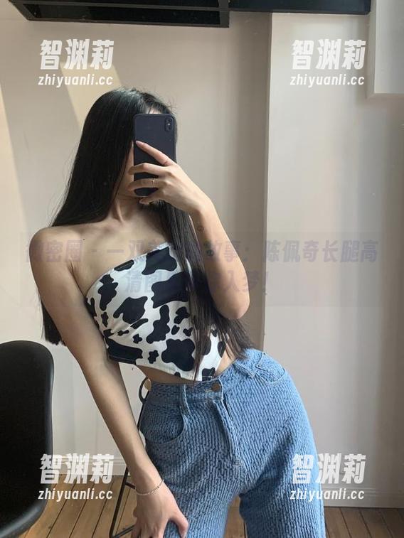 陈佩奇 微密圈 - 一双美腿的故事:陈佩奇长腿高清图库带你入梦!