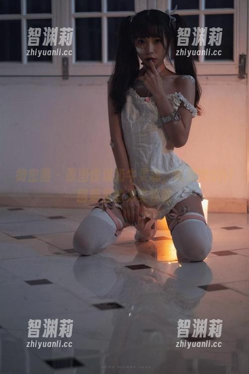 微密圈 - 原图惊现奶牛灵魂，陈妮妮UNI图册里的另类牧歌